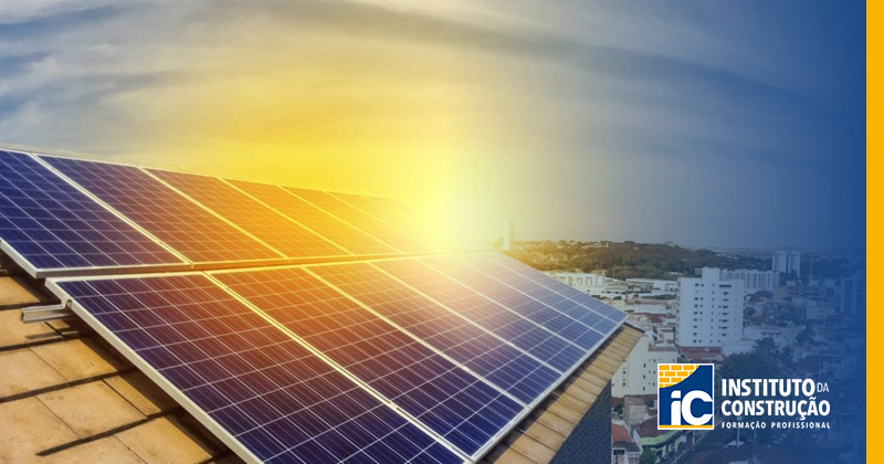 4 motivos para você investir em um curso de energia fotovoltaica